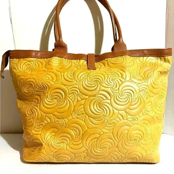 Carla Ferrert  mustard leather shoulder handbag - Picture 2 of 9